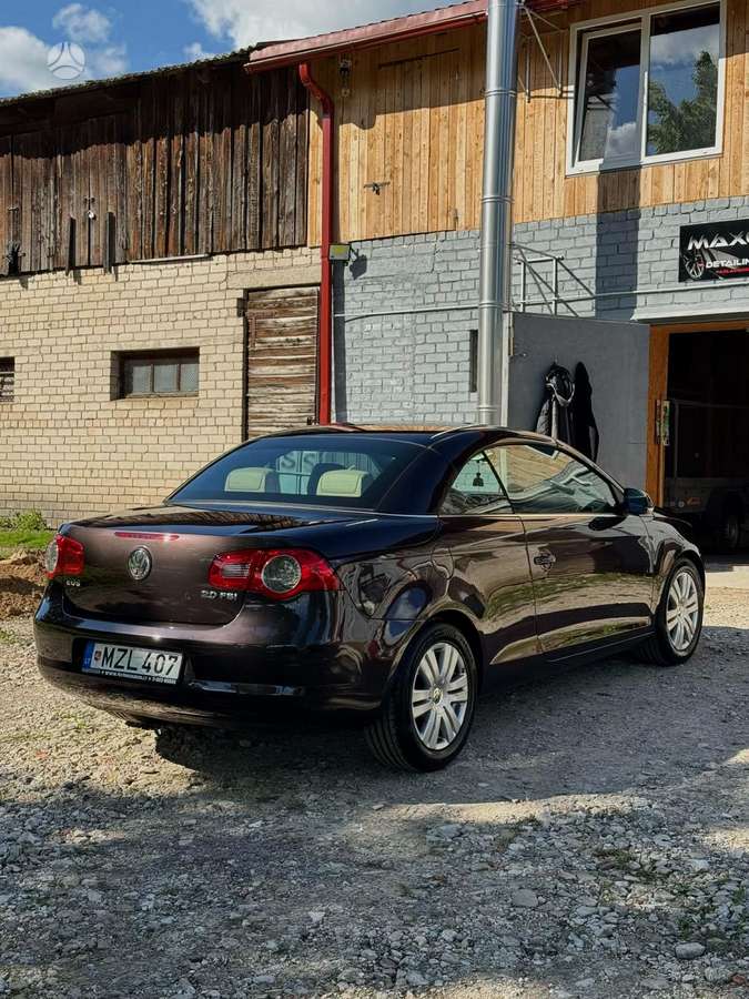 Volkswagen Eos, 2.0 l., convertible