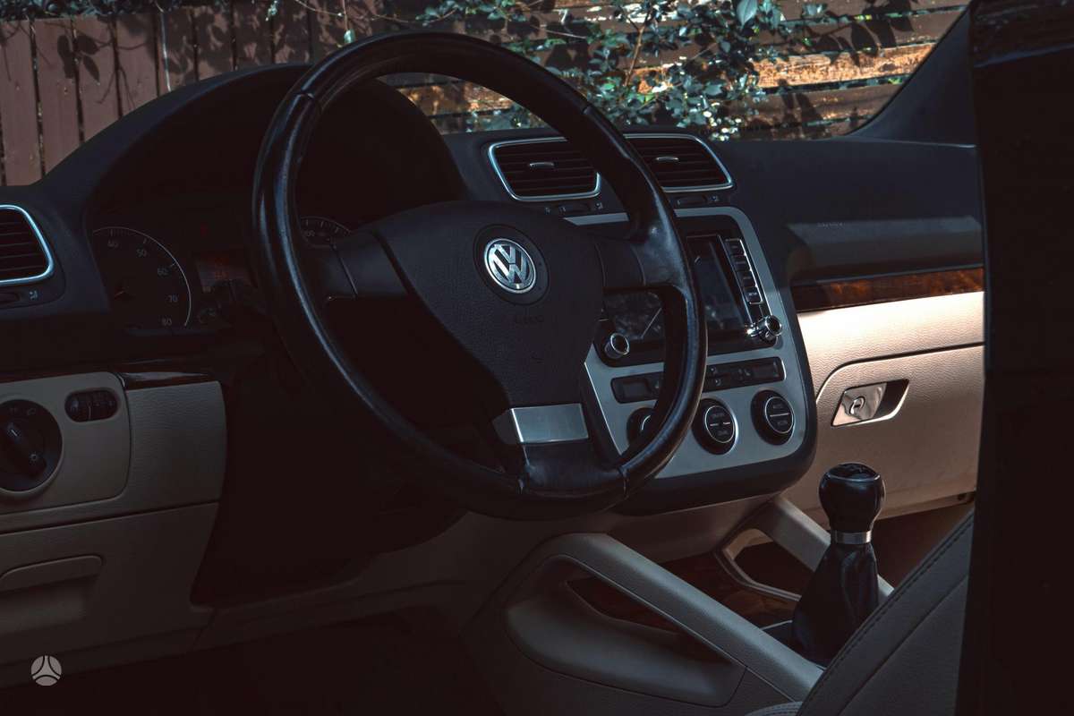 Volkswagen Eos - 12
