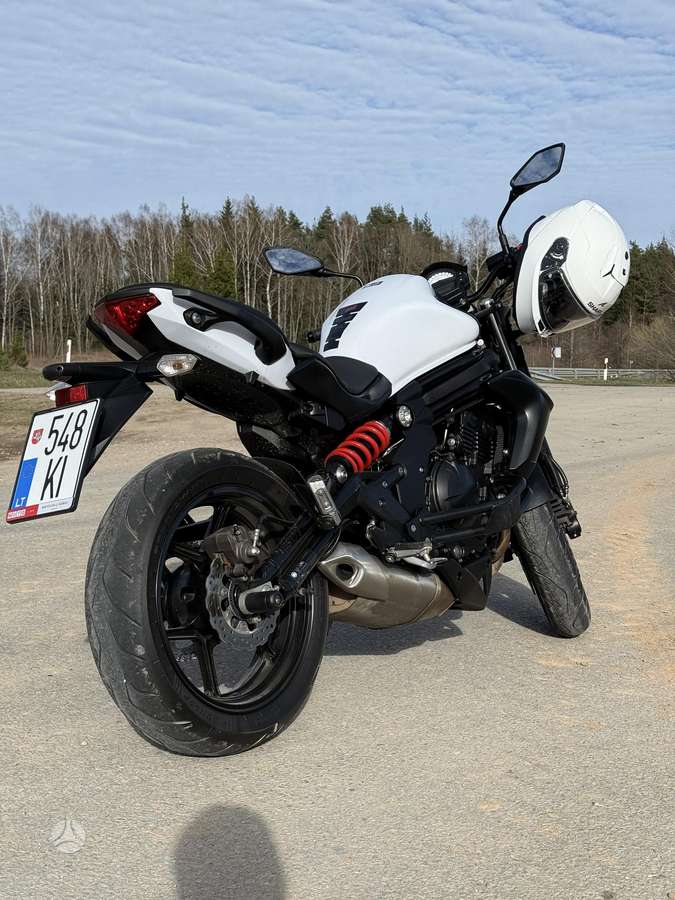 Kawasaki ER 649cc, street / classic