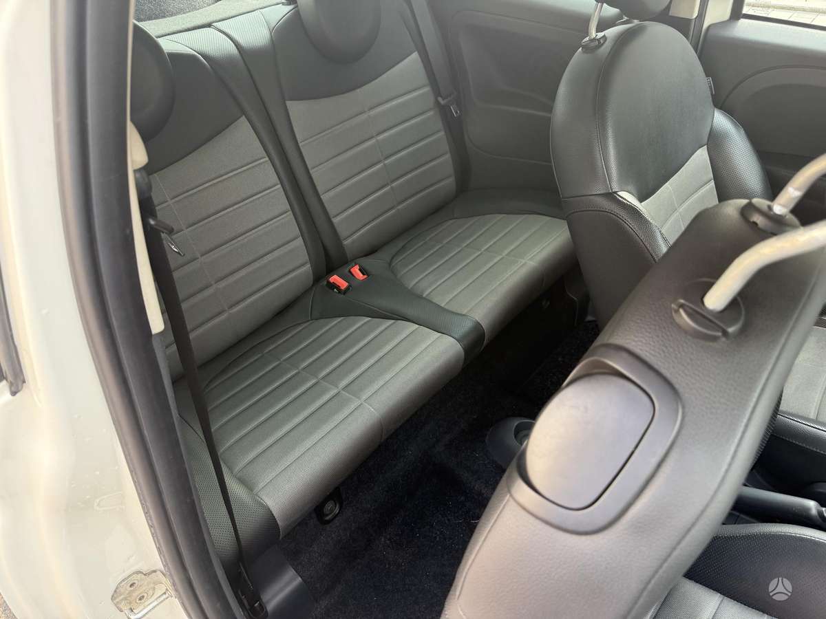 Fiat 500, 1.2 l., hatchback