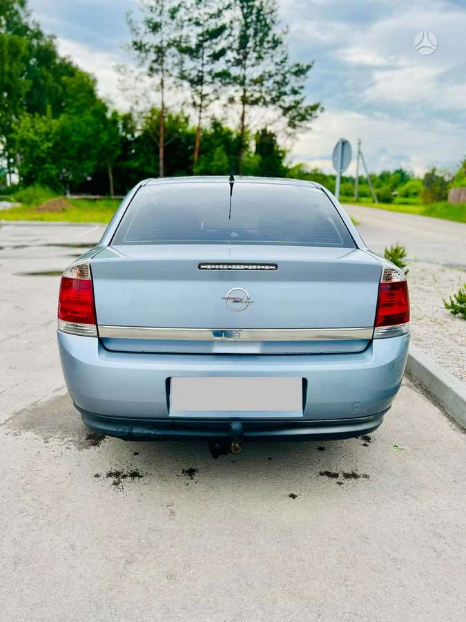 Opel Vectra, 2.2 l., Седан