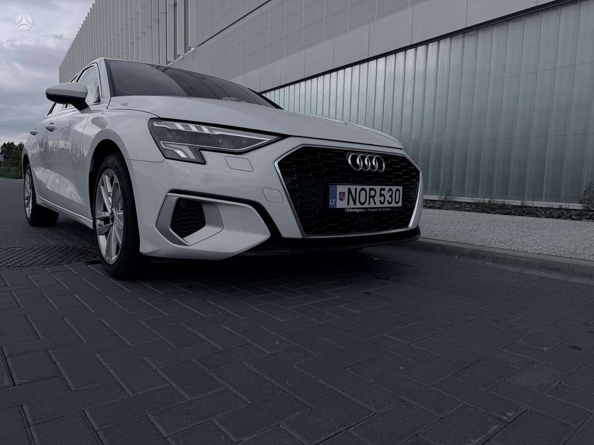 Audi A3, 1.0 l., hatchback