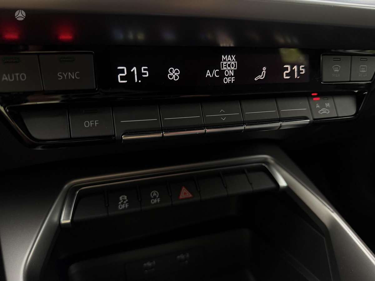 Audi A3, 1.0 l., Хэтчбек