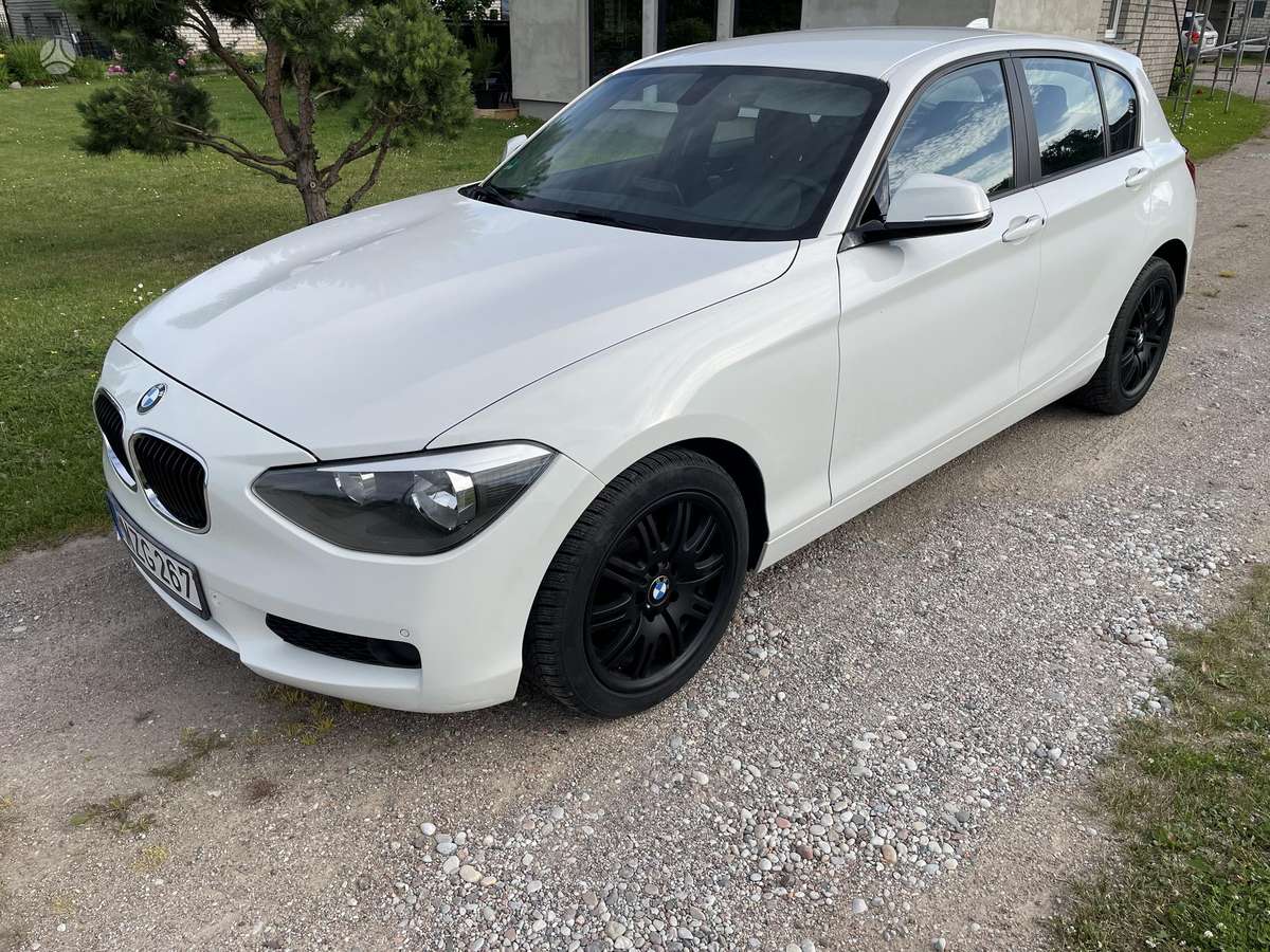 BMW 116, 2.0 l., Хэтчбек