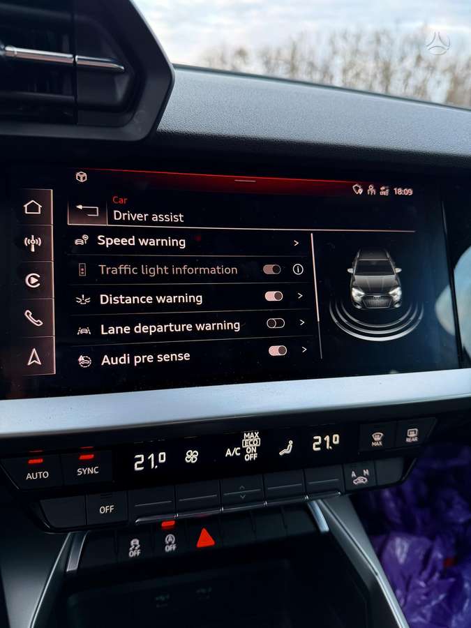 Audi A3, 1.0 l., Хэтчбек