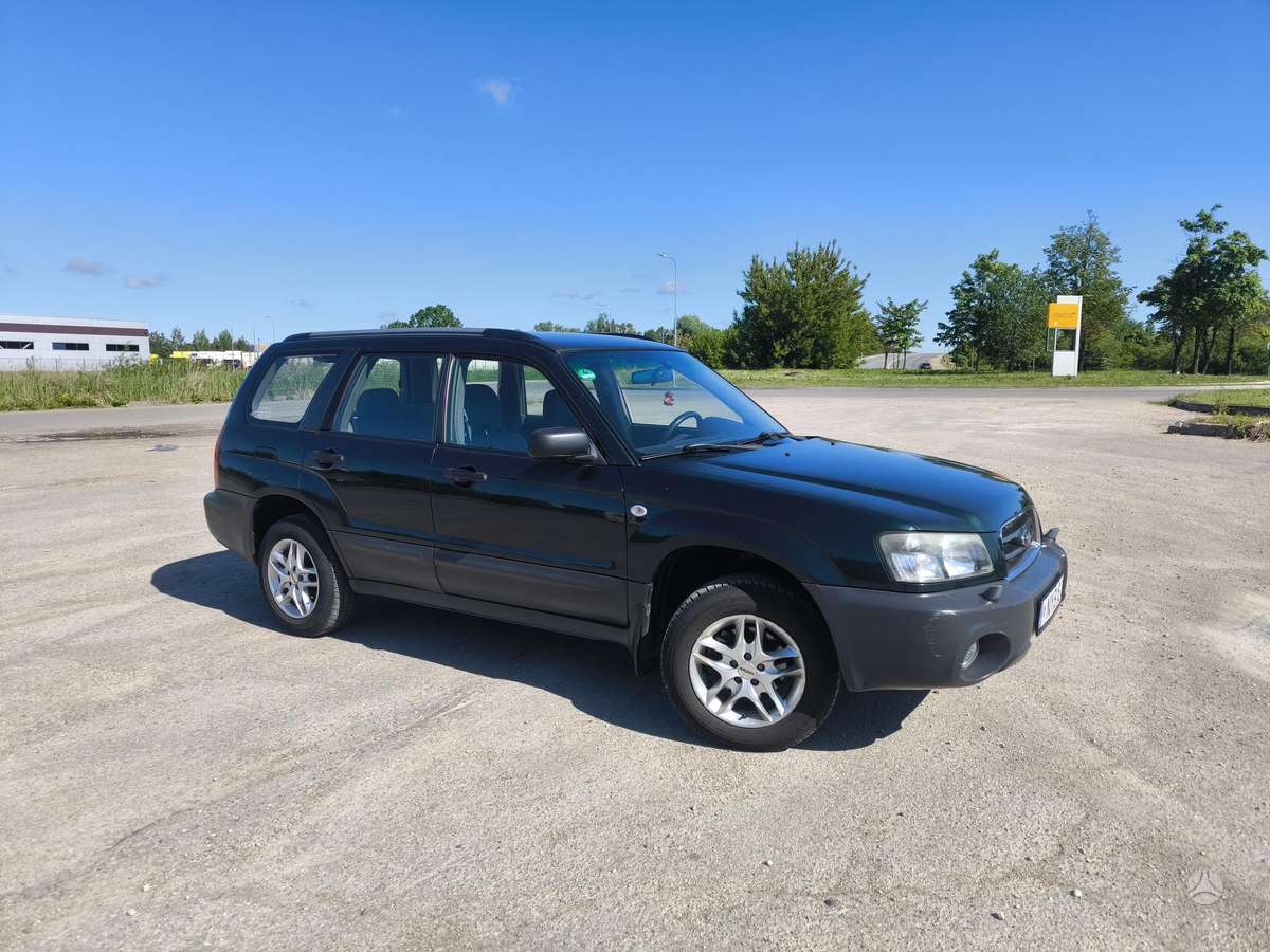 Subaru Forester, 2.0 l., off-road / crossover