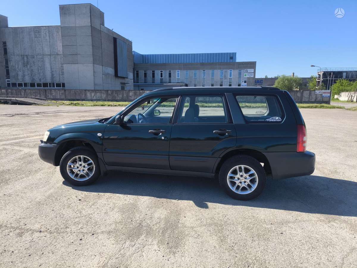 Subaru Forester, 2.0 l., off-road / crossover