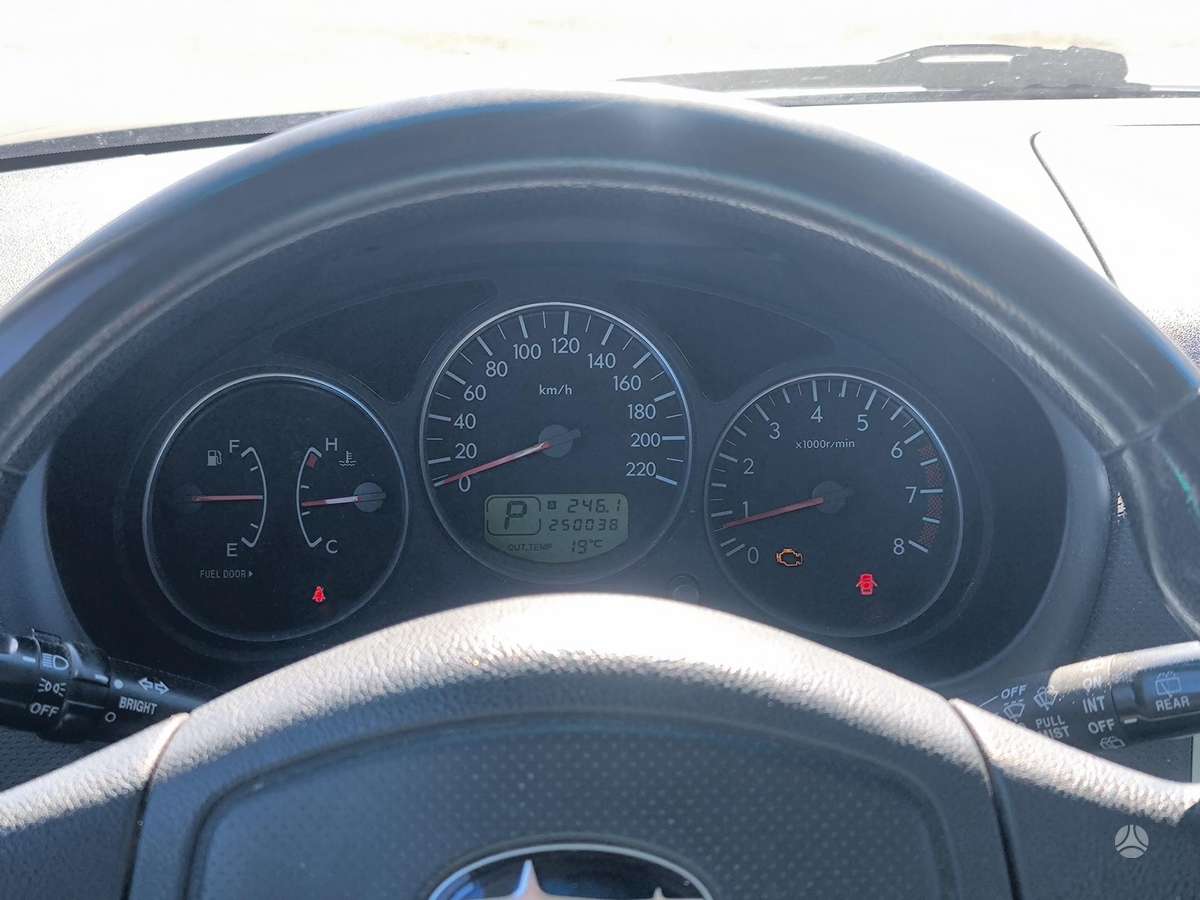 Subaru Forester, 2.0 l., off-road / crossover