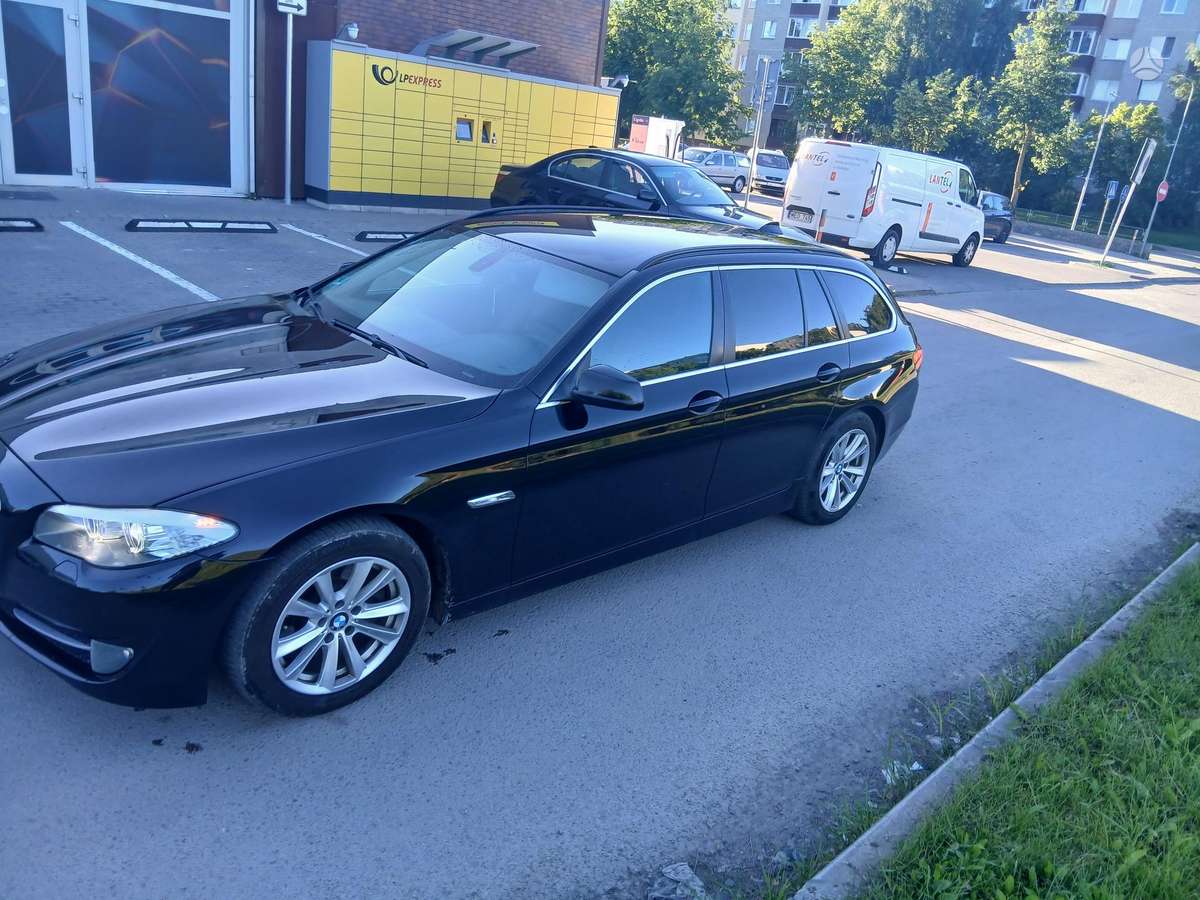 BMW 520, 2.0 l., universalas