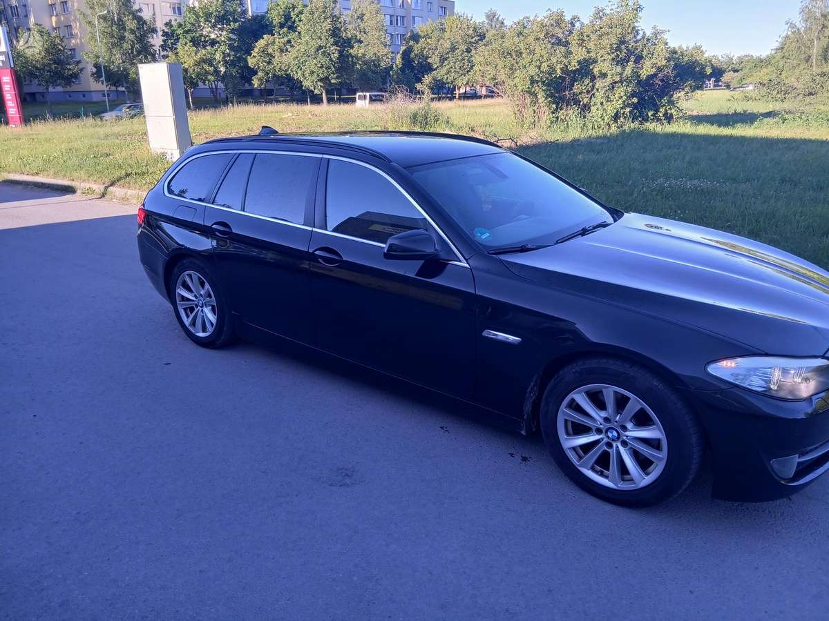 BMW 520, 2.0 l., Универсал