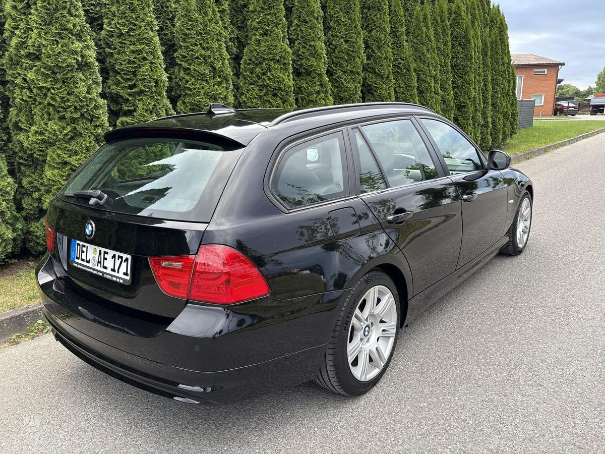 BMW 318, 2.0 l., universalas