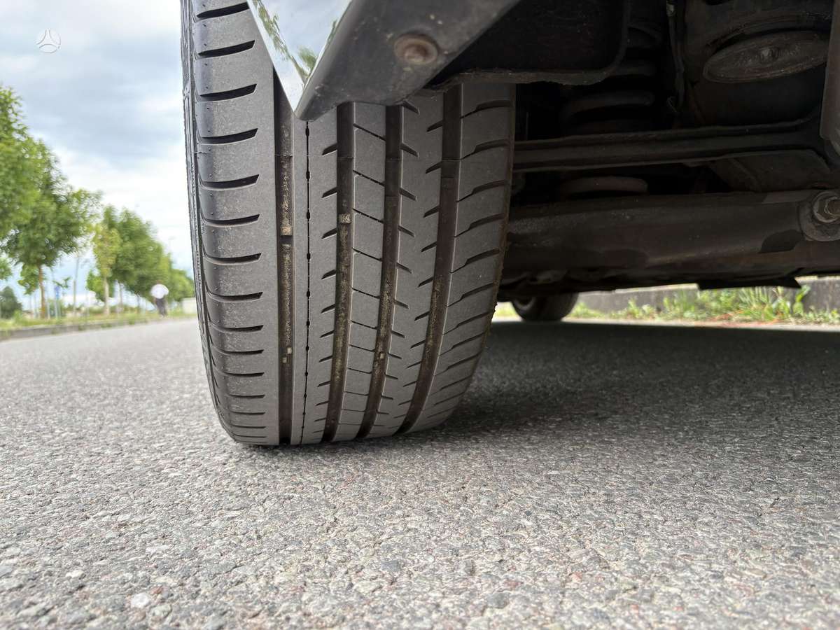 BMW 318, 2.0 l., universalas
