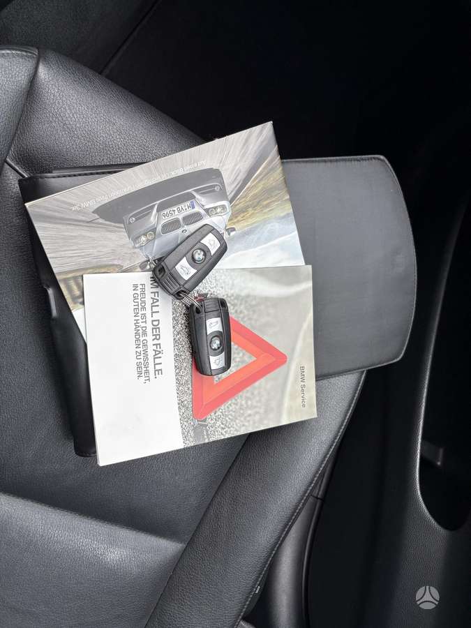 BMW 318, 2.0 l., universalas