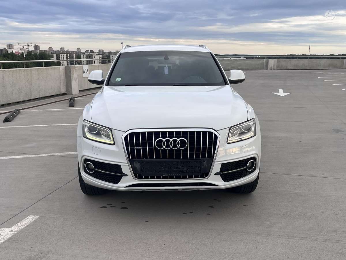 Audi Q5, 3.0 l., hatchback