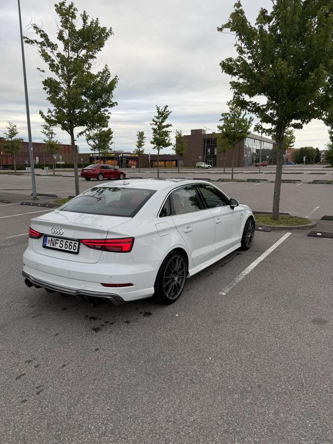 Audi A3, 2.0 l., Седан