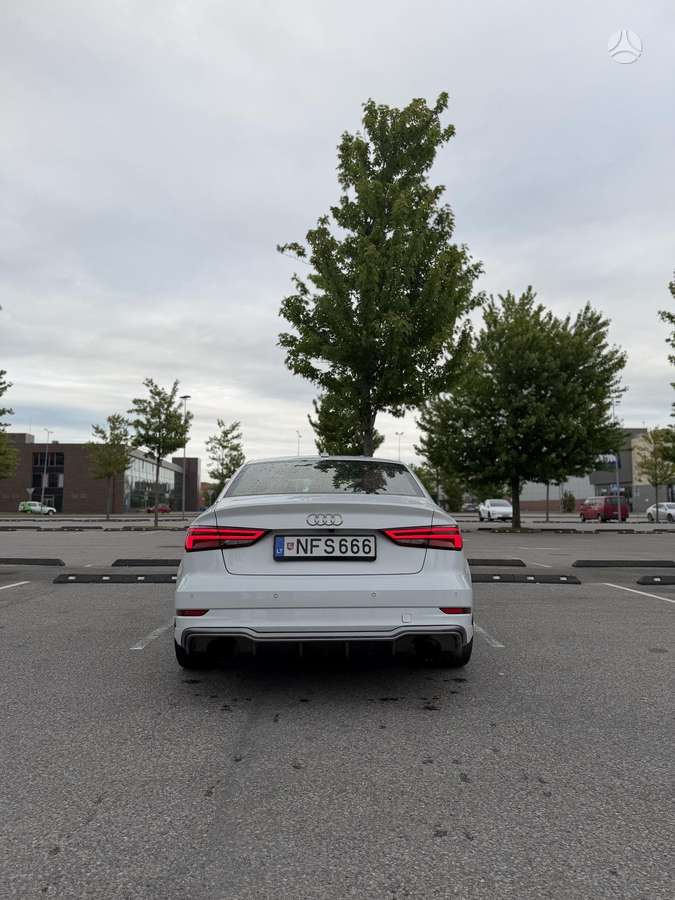 Audi A3, 2.0 l., Седан
