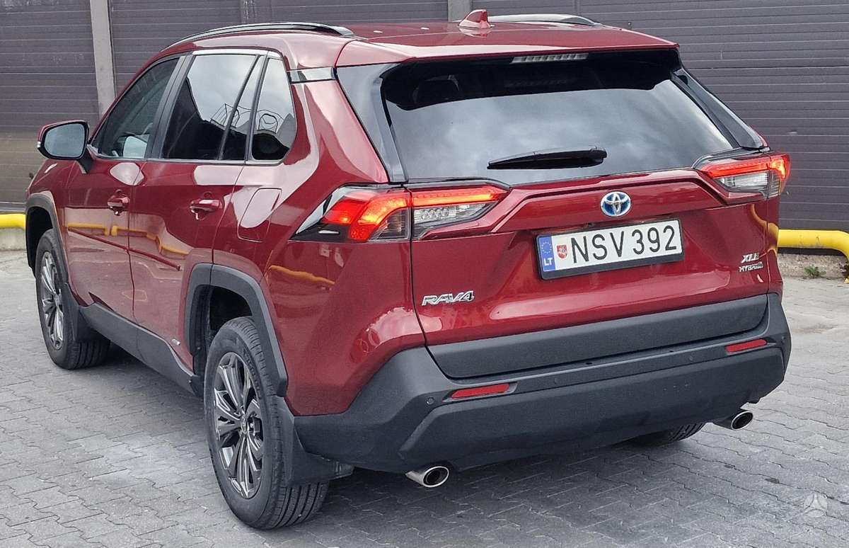 Toyota RAV4 - 7