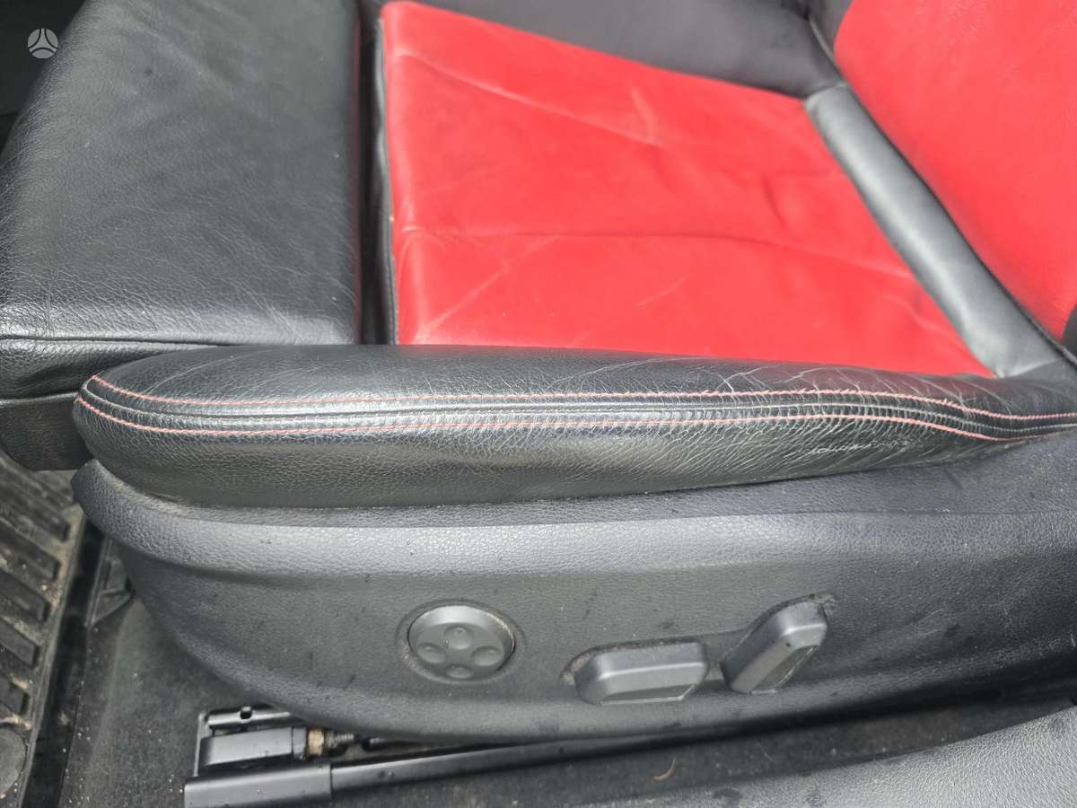 Audi A3, 1.6 l., Седан