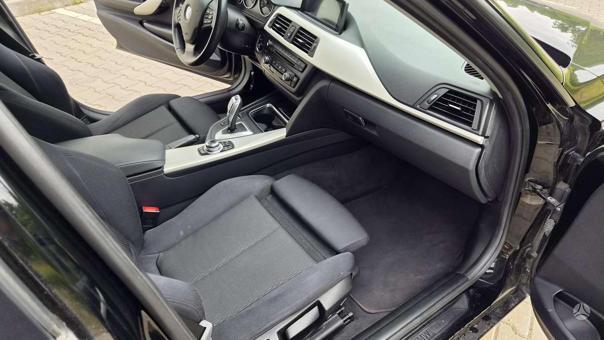BMW 320, 2.0 l., Универсал