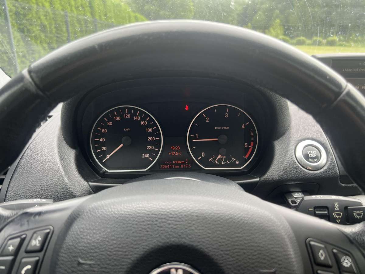 BMW 120, 2.0 l., hatchback