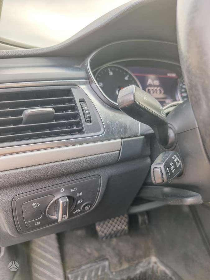 Audi A6, 2.0 l., universalas