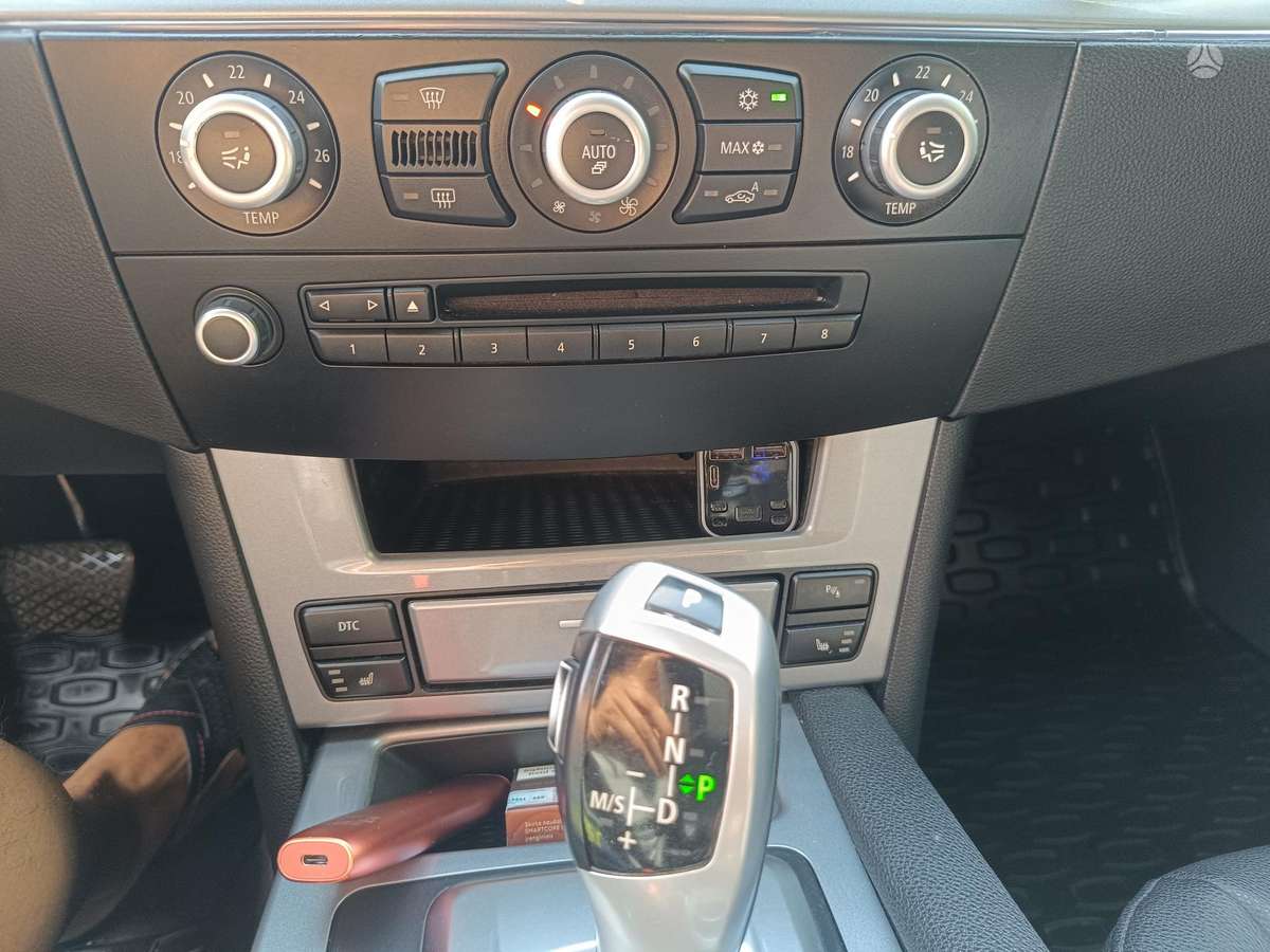 BMW 520, 2.0 l., Седан