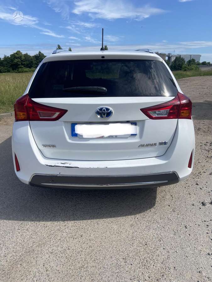 Toyota Auris - 4