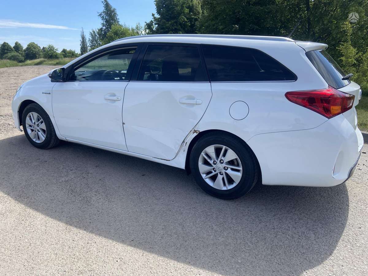 Toyota Auris - 3