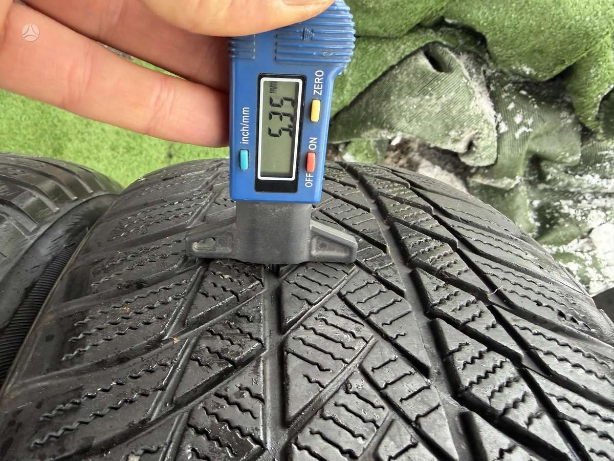 Bridgestone 4/5mm, 2019m, всесезонные 225/60 R17