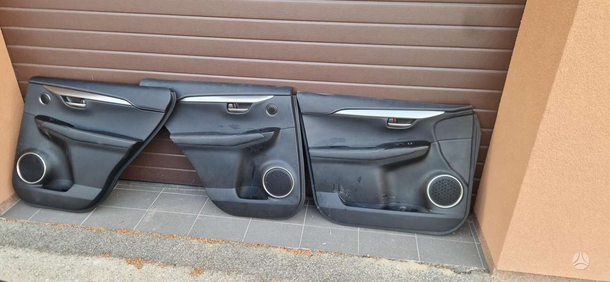 Lexus NX klasė seats