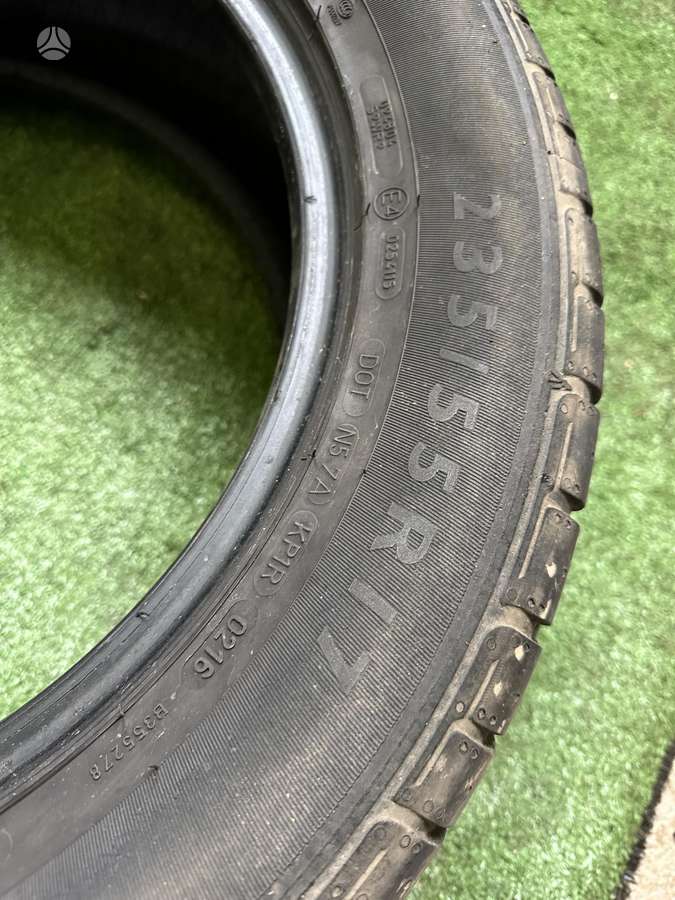 Dunlop 5mm, летние 235/55 R17