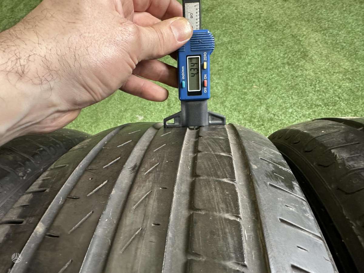 Pirelli 4-5mm, летние 215/65 R17