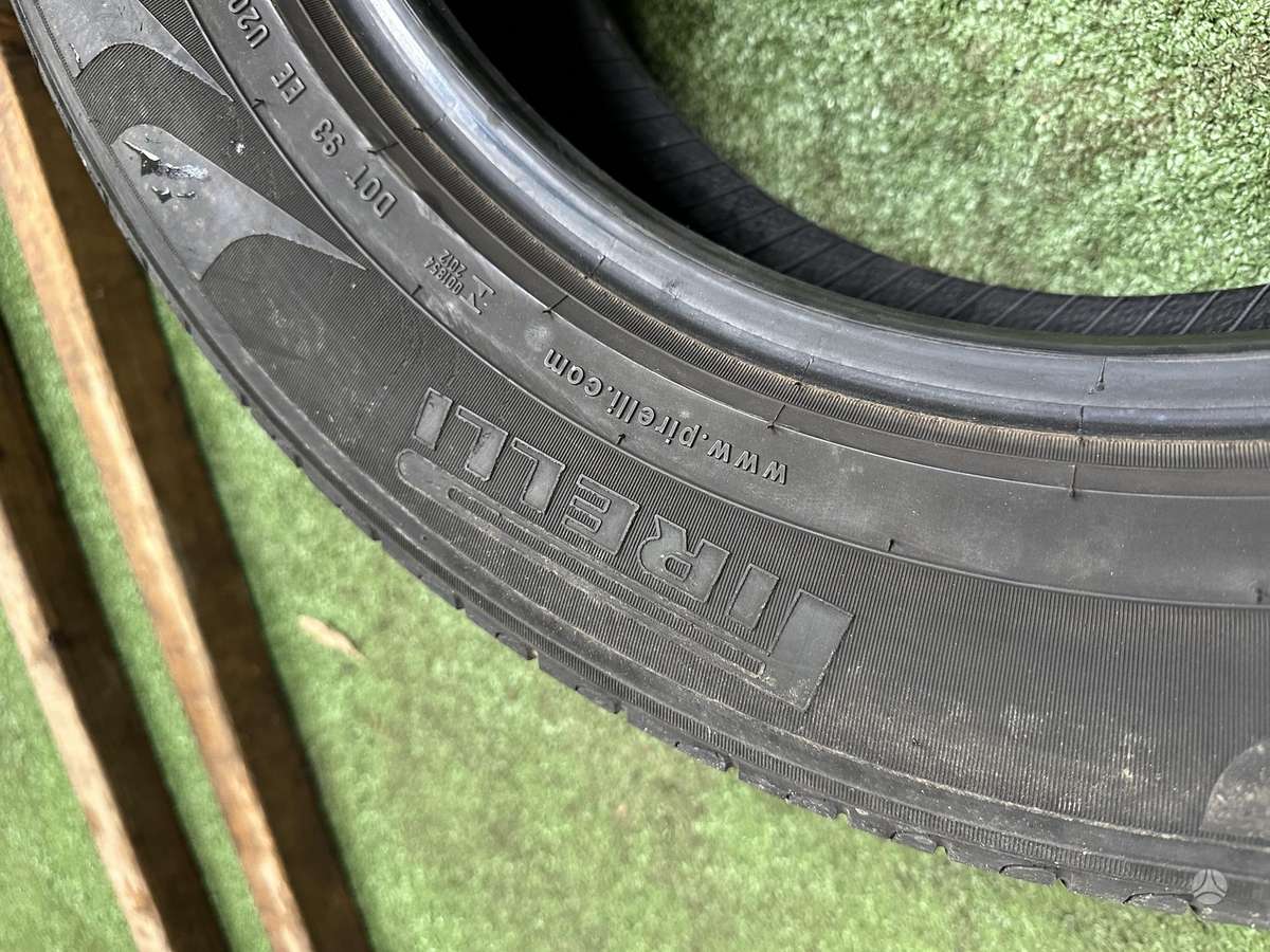 Pirelli 4-5mm, летние 215/65 R17