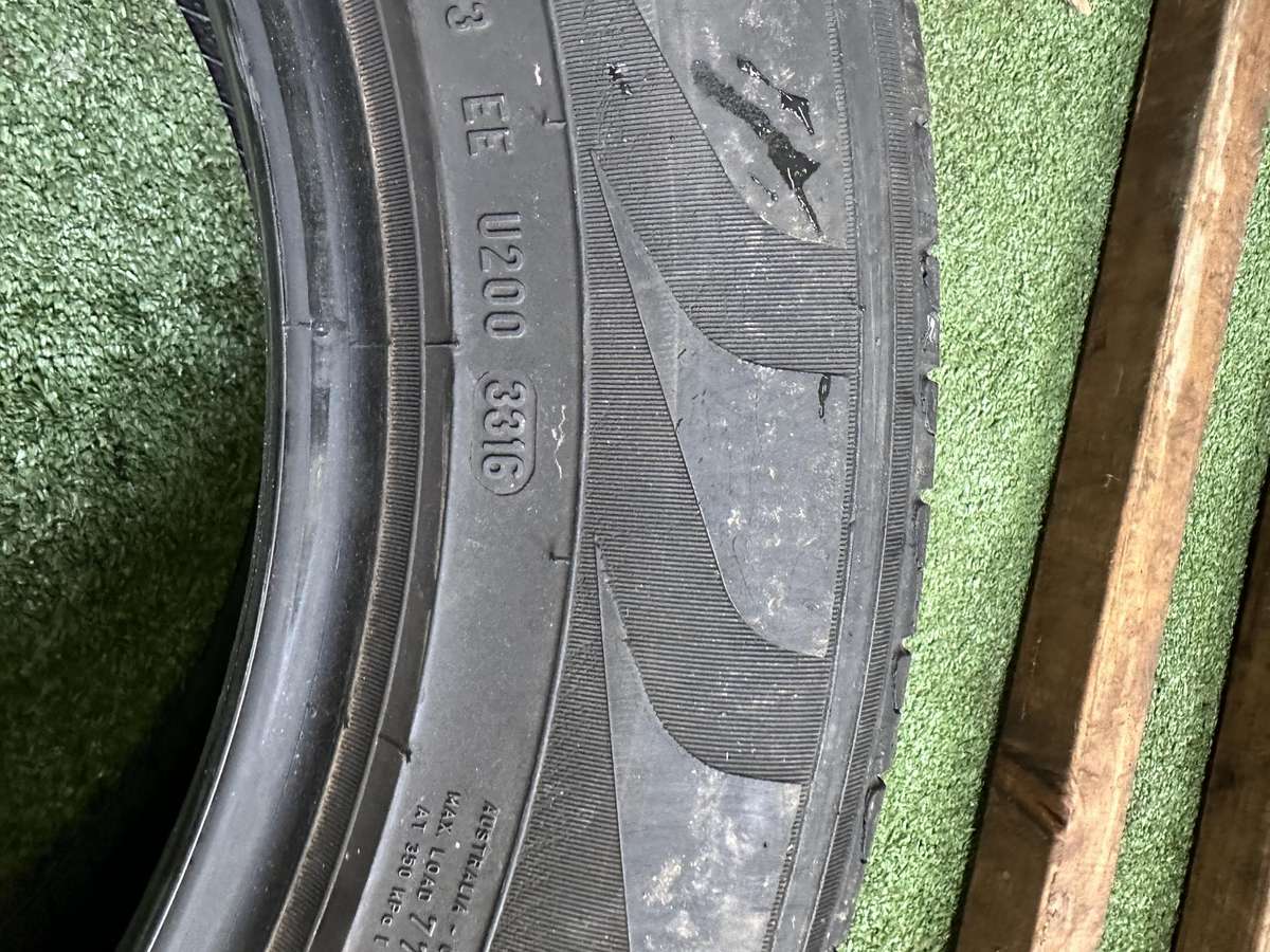 Pirelli 4-5mm, летние 215/65 R17