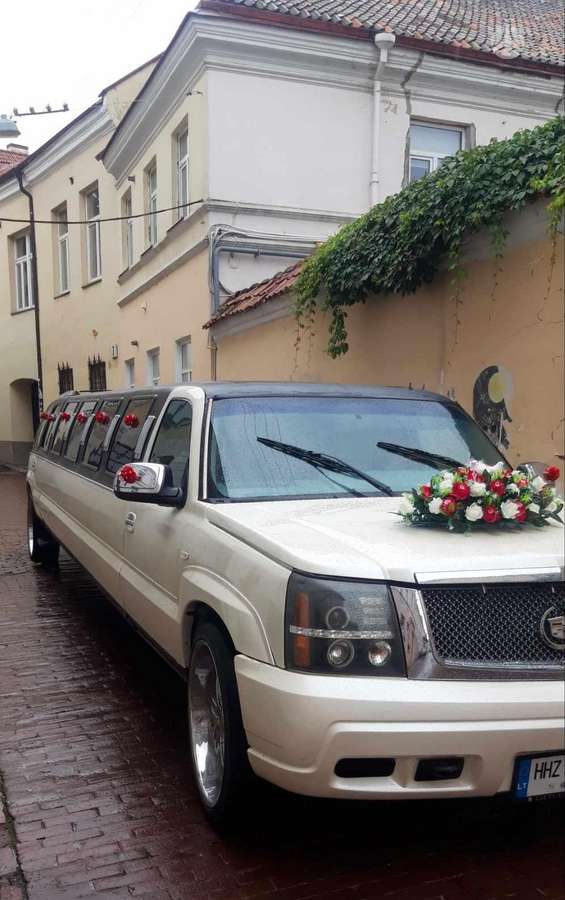 Cadillac Escalade, limuzinas