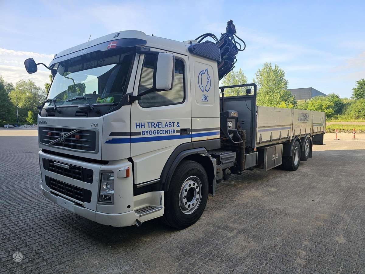Volvo FM300, crane trucks