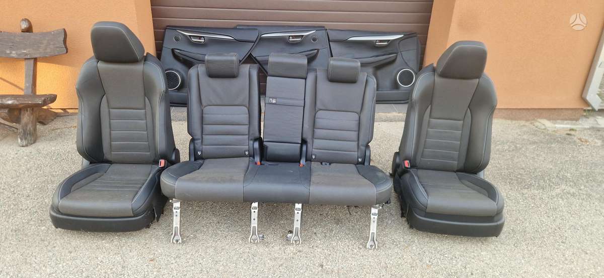 Lexus NX klasė seats
