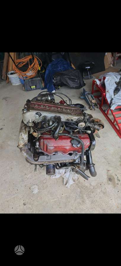 Nissan 300 ZX engine