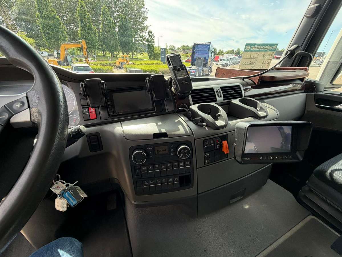 MAN TGS 26.360, шасси