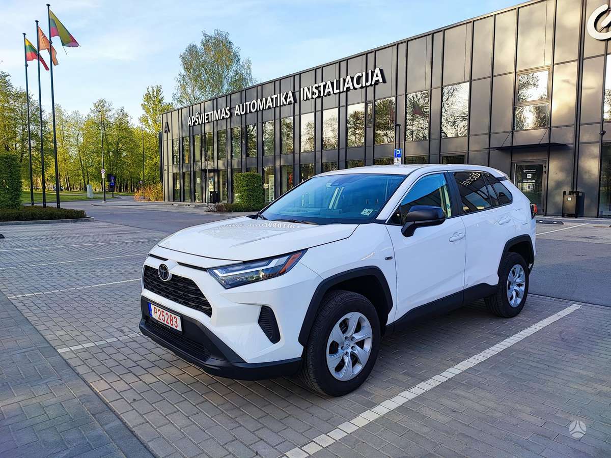 Toyota RAV4 - 11