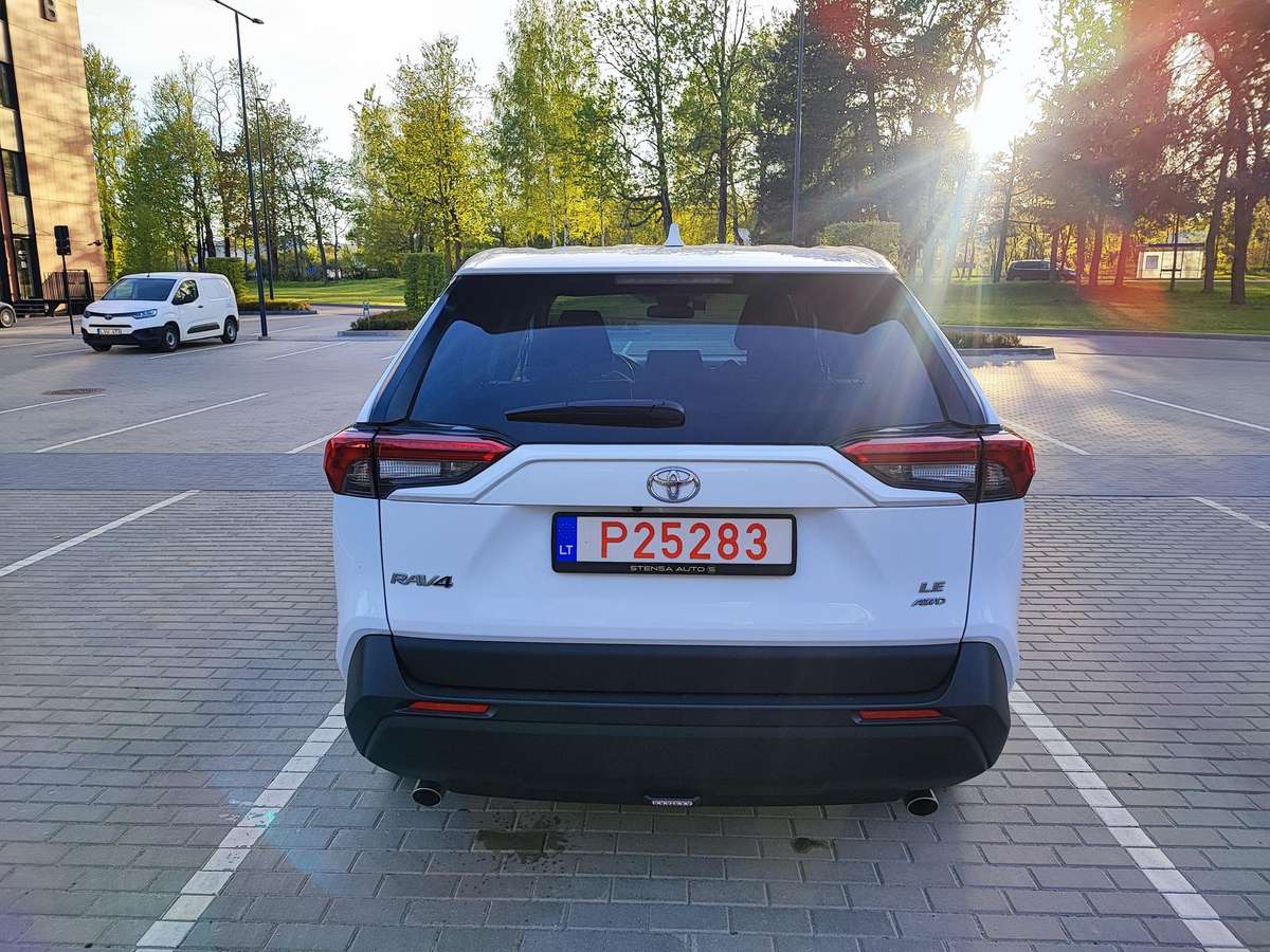 Toyota RAV4 - 7