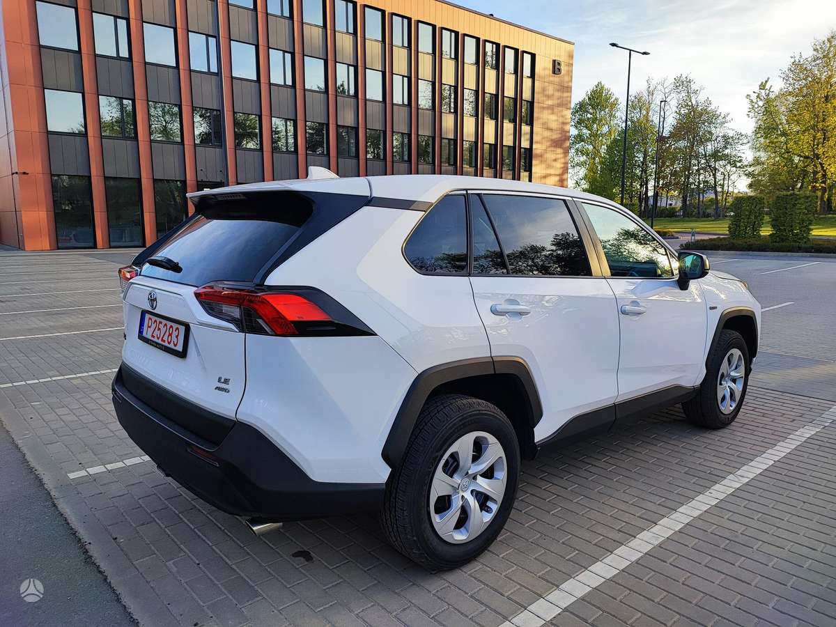 Toyota RAV4 - 9