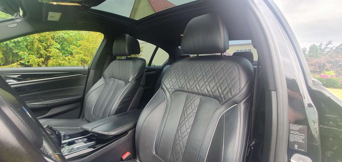 BMW M550, 4.4 l., Седан
