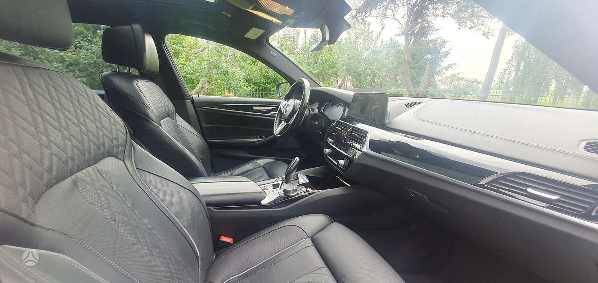BMW M550, 4.4 l., Седан