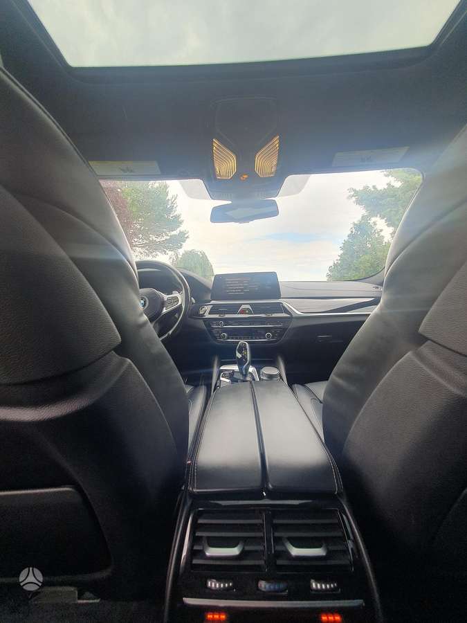 BMW M550, 4.4 l., Седан