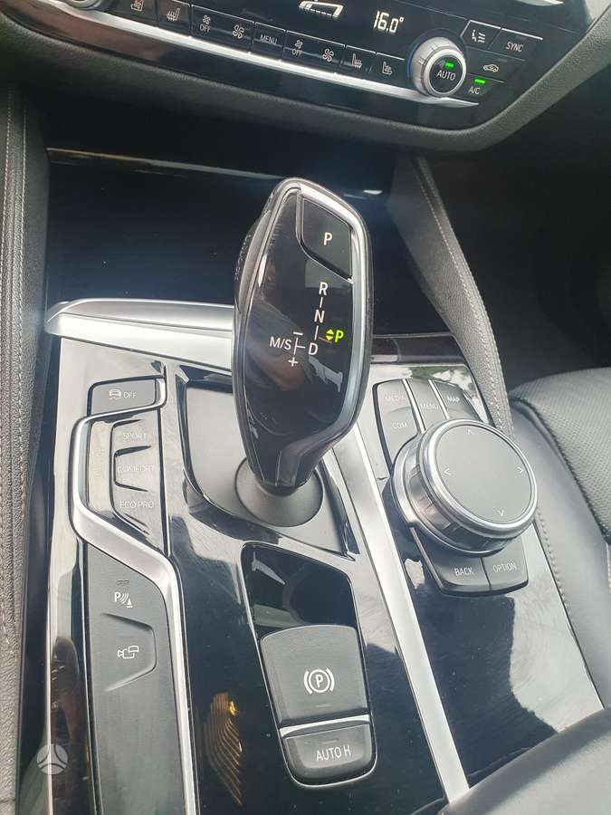BMW M550, 4.4 l., Седан
