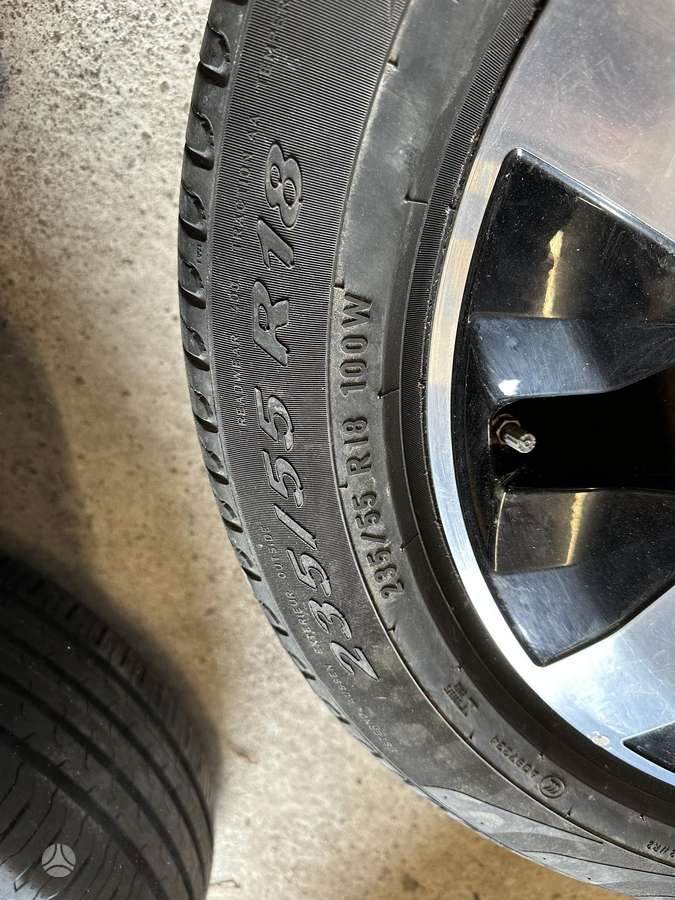 Pirelli 5mm, 2020m, летние 235/55 R18