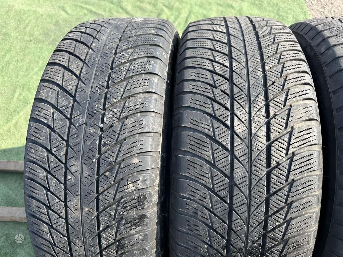 Bridgestone 5mm, 2020m, всесезонные 225/60 R18