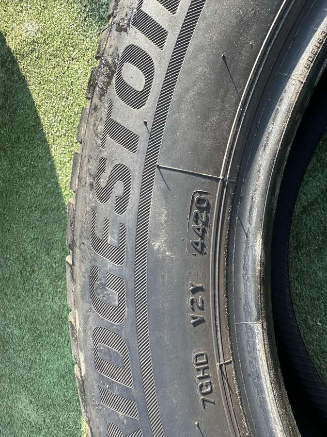 Bridgestone 5mm, 2020m, universalios 225/60 R18