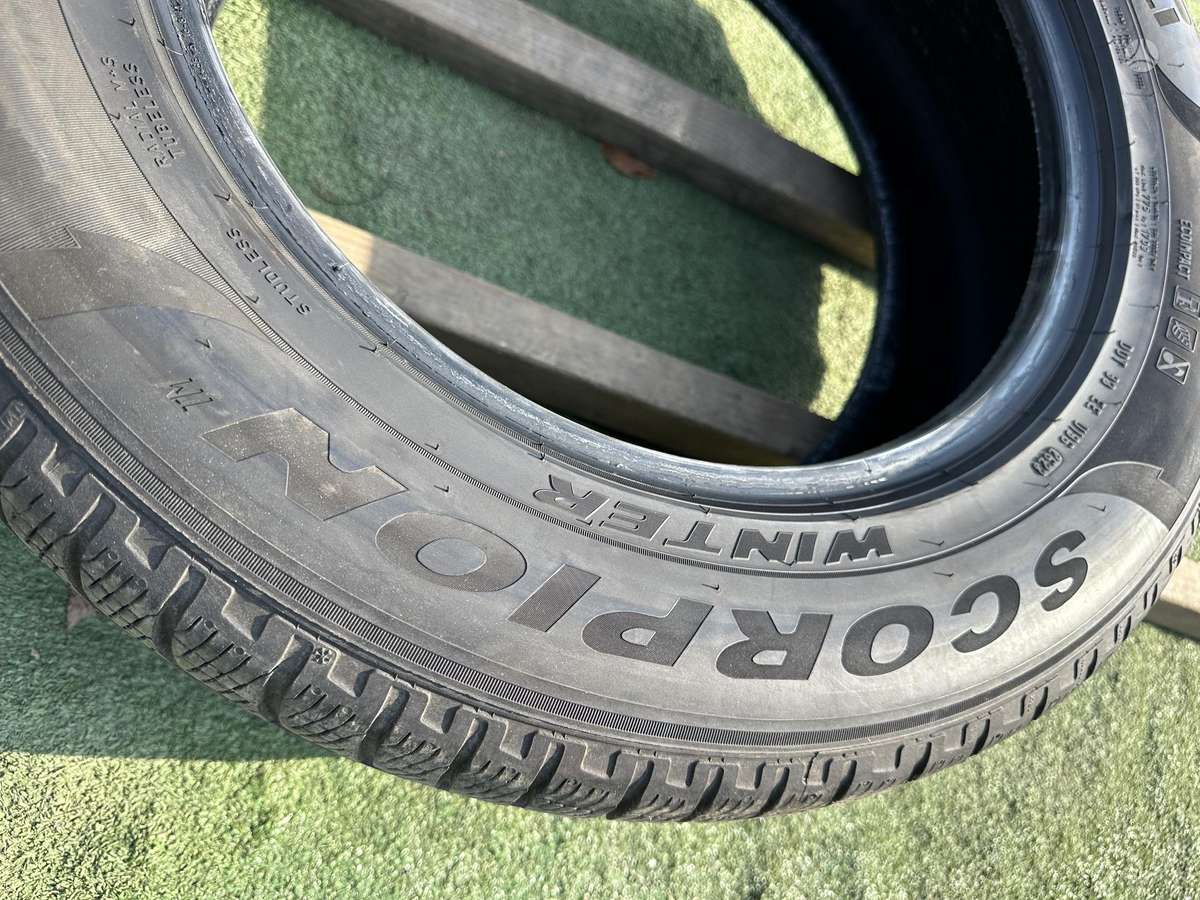 Pirelli 5mm, 2023m, всесезонные 215/65 R17